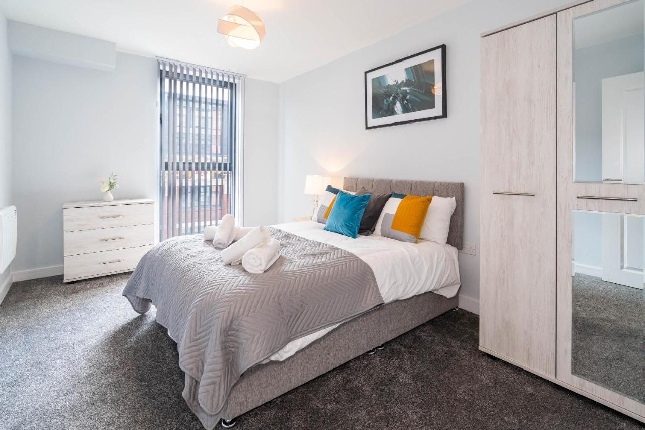 New Build - 2 Bed Snug Modern Apartment - Juliet Balcony - Roof Top Terrace - Digbeth, Birmingham City Centre - Free Netflix & Smart Tv Zewnętrze zdjęcie
