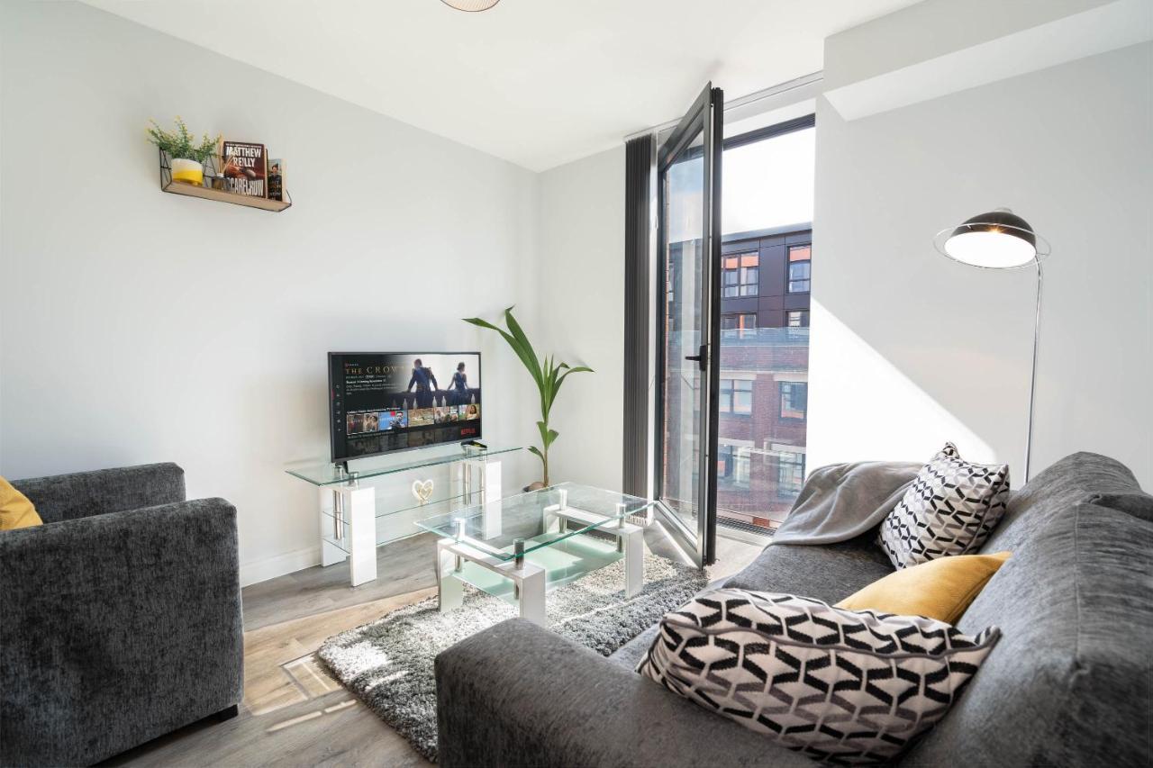 New Build - 2 Bed Snug Modern Apartment - Juliet Balcony - Roof Top Terrace - Digbeth, Birmingham City Centre - Free Netflix & Smart Tv Zewnętrze zdjęcie