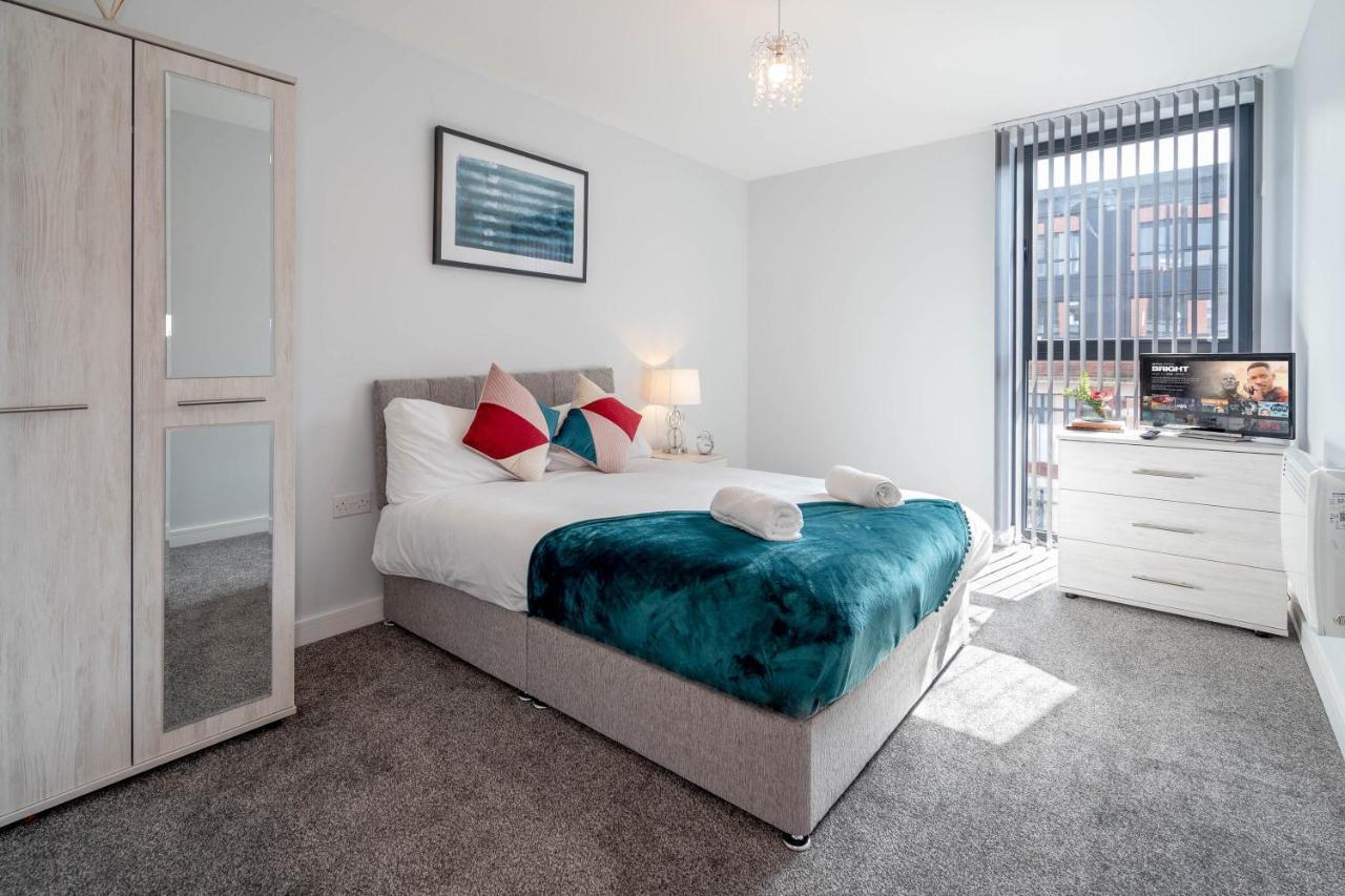 New Build - 2 Bed Snug Modern Apartment - Juliet Balcony - Roof Top Terrace - Digbeth, Birmingham City Centre - Free Netflix & Smart Tv Zewnętrze zdjęcie