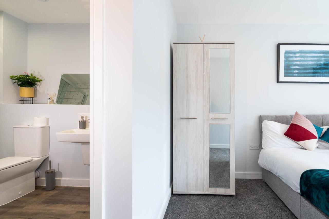 New Build - 2 Bed Snug Modern Apartment - Juliet Balcony - Roof Top Terrace - Digbeth, Birmingham City Centre - Free Netflix & Smart Tv Zewnętrze zdjęcie