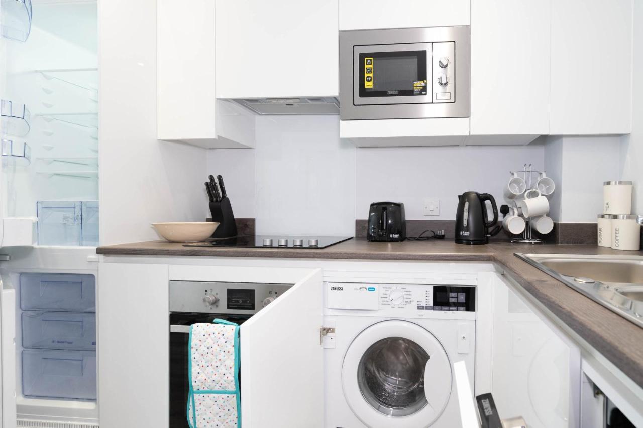 New Build - 2 Bed Snug Modern Apartment - Juliet Balcony - Roof Top Terrace - Digbeth, Birmingham City Centre - Free Netflix & Smart Tv Zewnętrze zdjęcie