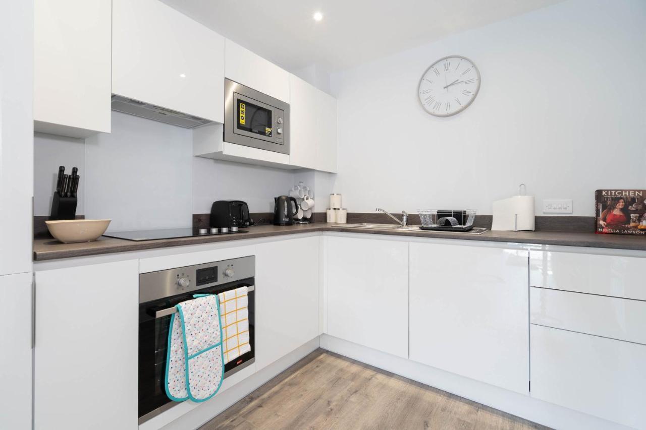 New Build - 2 Bed Snug Modern Apartment - Juliet Balcony - Roof Top Terrace - Digbeth, Birmingham City Centre - Free Netflix & Smart Tv Zewnętrze zdjęcie